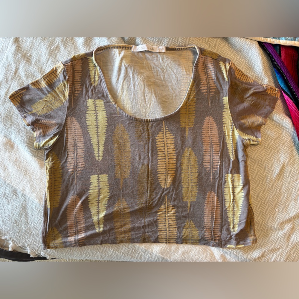 LAST CHANCE! Fern Leaf Feather Print Crop Top from Maui Hawaii